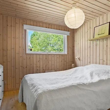 Дом отдыха Amazing In With Sauna Себю