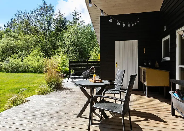 Cozy In With Sauna 別荘 Sæby